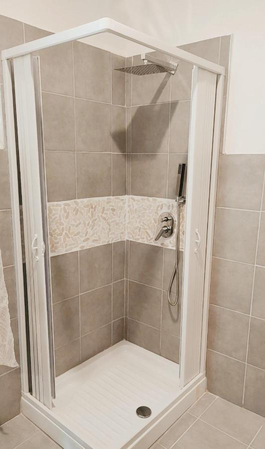 Domus Luigi Leone II Bed & Breakfast Napoli Oda fotoğraf
