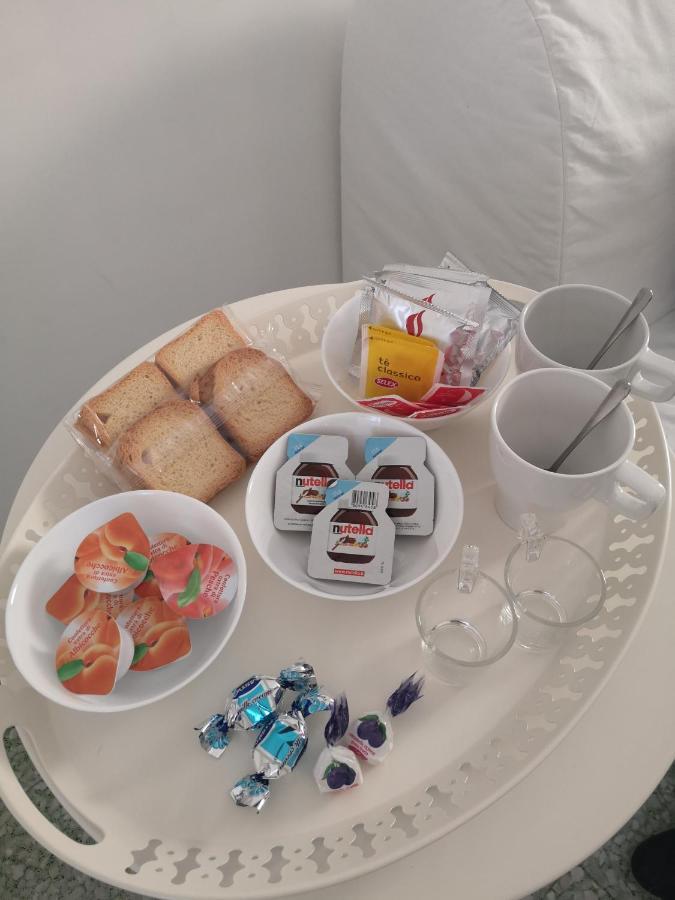 Domus Luigi Leone II Bed & Breakfast Napoli Dış mekan fotoğraf