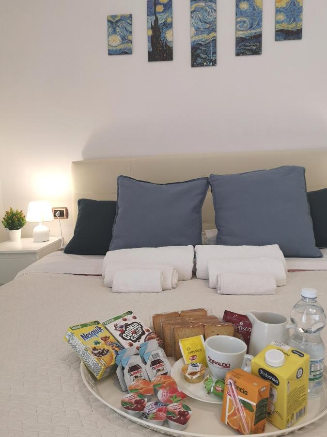 Domus Luigi Leone II Bed & Breakfast Napoli Dış mekan fotoğraf
